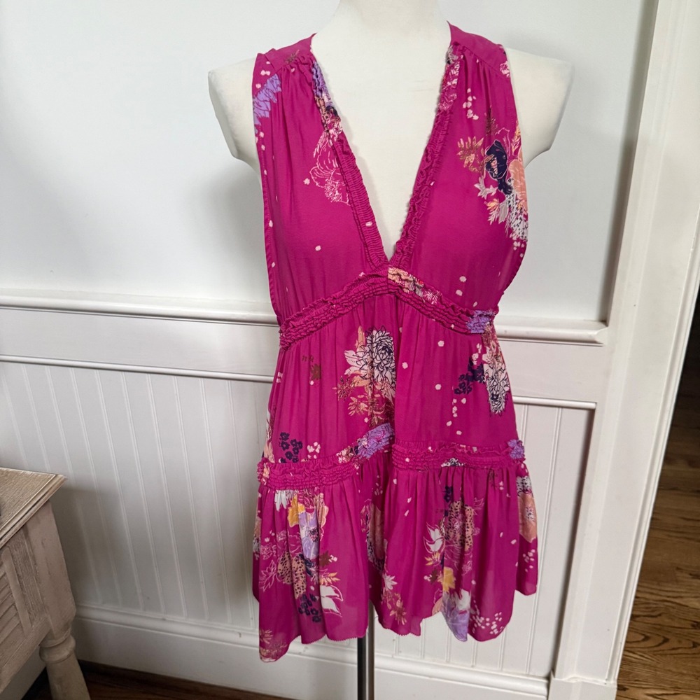 Free People Magenta Pink Floral Smocked Tiered V-Neck Sleeveless Mini Dress XS